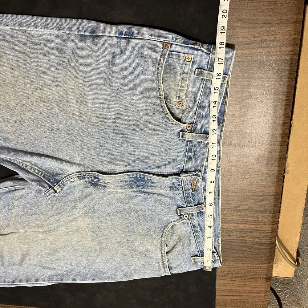 Vintage Levis 34x30 Jeans 550 USA Levi Skate Distressed Thrashed Denim 1990s